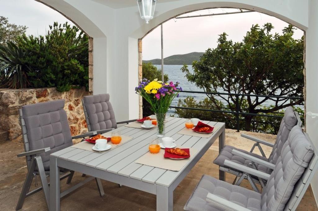 Holiday Home Odiseja 斯拉诺 外观 照片