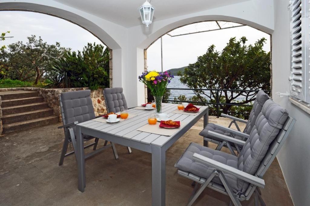 Holiday Home Odiseja 斯拉诺 外观 照片